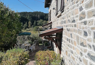 Maison avec piscine et jardin 3