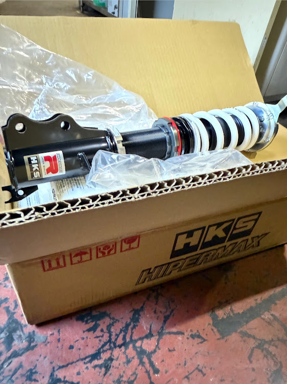 スイフトスポーツの車高調・HKS HYPER MAX Rに関するカスタム事例の投稿画像2枚目