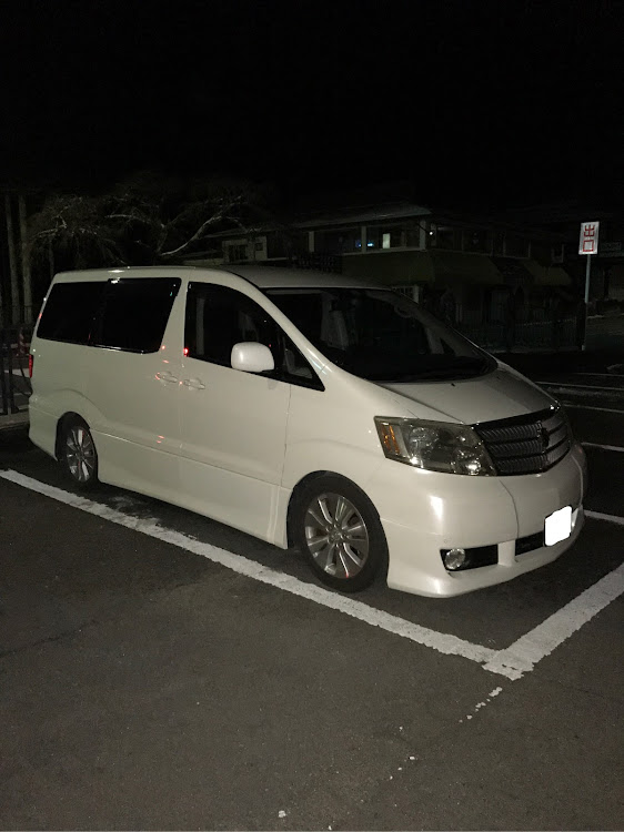 アルファードの塩マンさんが投稿したカスタム事例の投稿画像1枚目