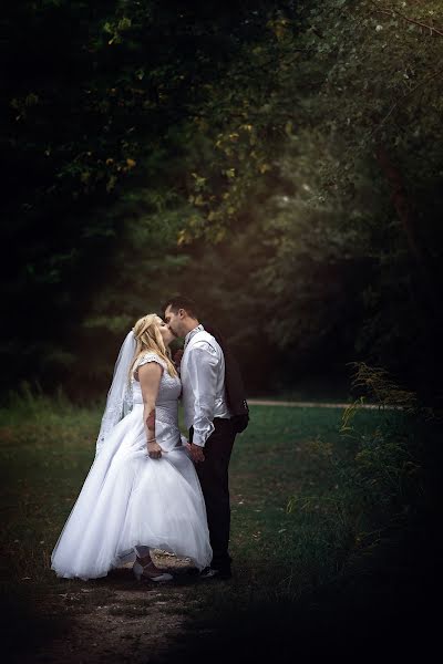 Wedding photographer Dániel Sziszik (sziszikzs). Photo of 15 September 2018