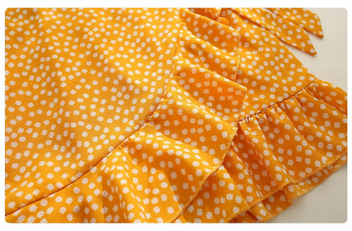Title 4, Womens Beach Flower sexy cartoon wrap skirt. S...