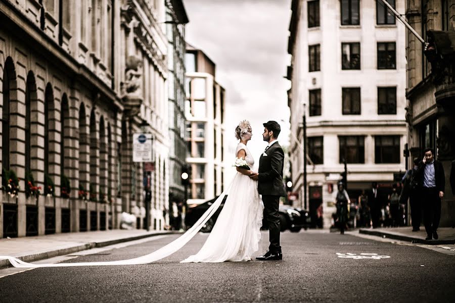 Fotógrafo de casamento Vitaliy Nikolaev (vitaliynikolaev). Foto de 7 de julho 2018