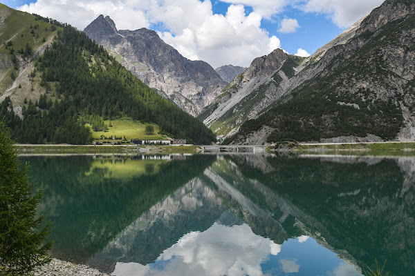 Riflessi sul Lago di Livigno di mpphoto