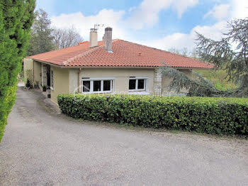 maison à Valence-sur-baise (32)