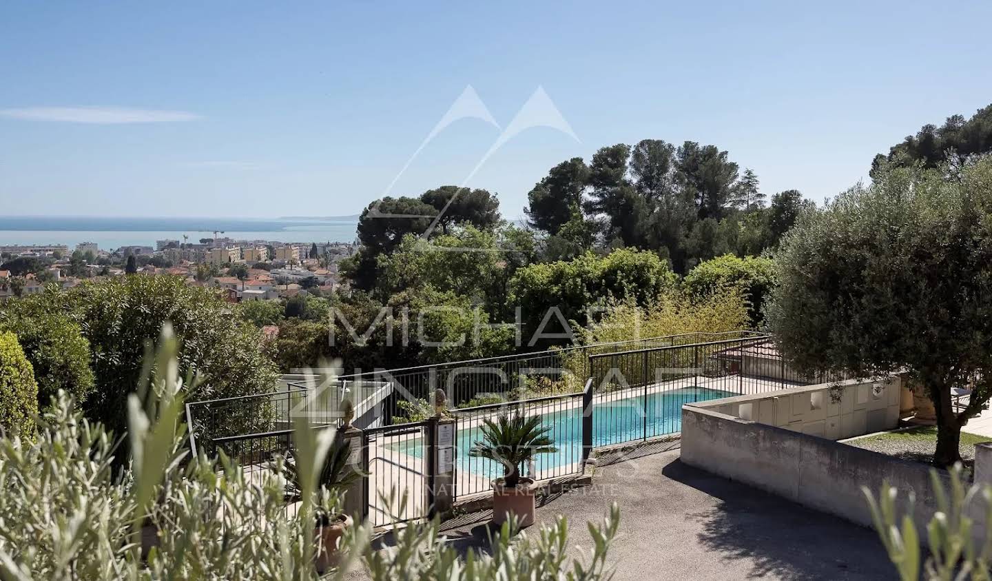 Apartment with terrace and pool Cagnes-sur-Mer