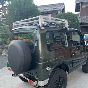 ジムニー JA11V