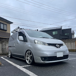 NV200バネット