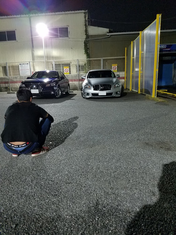 クラウンロイヤルの洗車・y51フーガ・21クラウンに関するカスタム事例の投稿画像3枚目