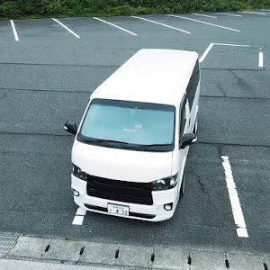 ハイエースバン GDH201V