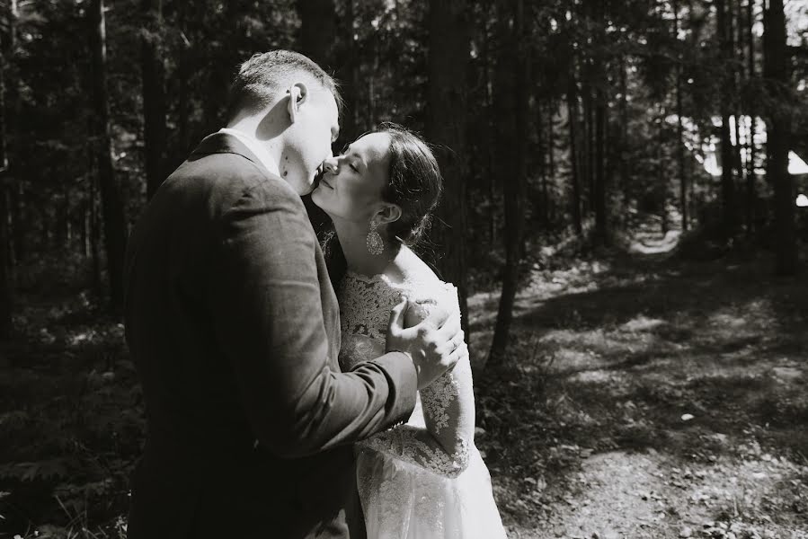 Wedding photographer Arina Krasnikova (arinak). Photo of 5 March 2019