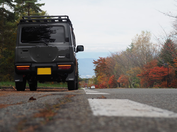 ジムニーのキャンプ・紅葉と愛車・ドライブ・秋の気配・紅葉に関するカスタム事例の投稿画像25枚目