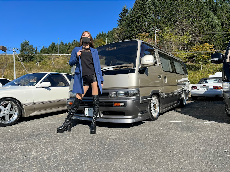 ホーミーコーチのハチマルミーティング・仲間達と・キャンギャル・楽しい時間をありがとうに関するカスタム事例の投稿画像2枚目