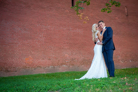 Fotógrafo de casamento Sergey Kalenik (kalenik). Foto de 23 de outubro 2015