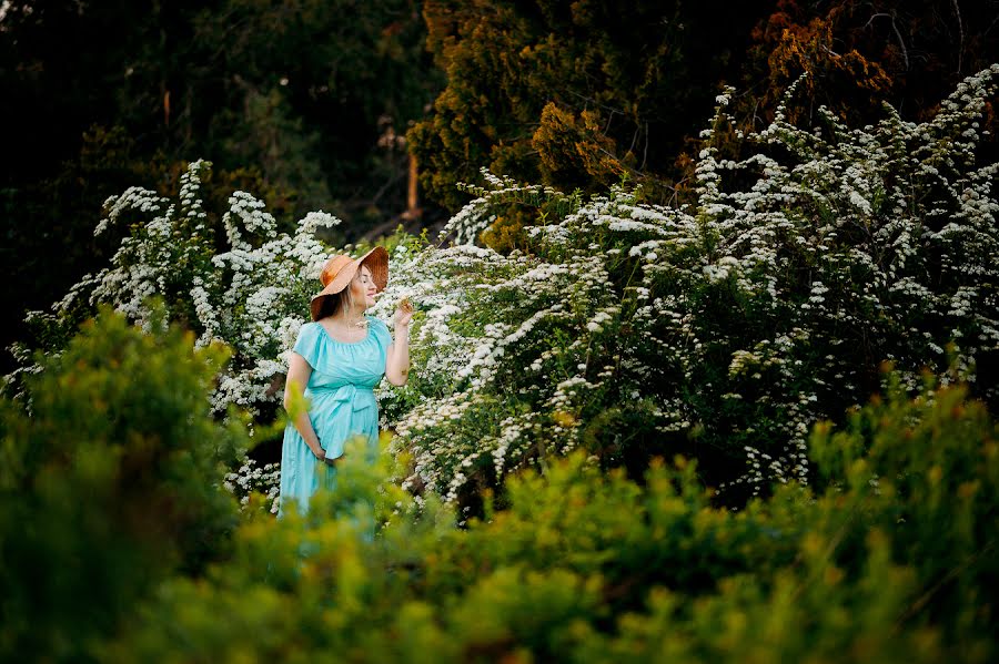 Fotógrafo de casamento Marin Yutish (yutish). Foto de 18 de maio 2017