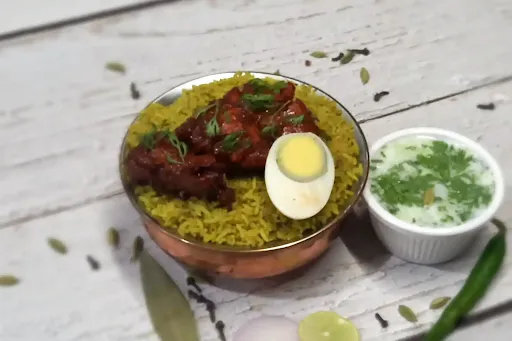 Donne Chilli Chicken Biryani