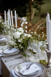 Fotografo di matrimoni Vera Cahajlova (whiteparrot). Foto del 5 aprile 2023