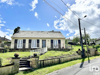 maison à Saint-Robert (19)