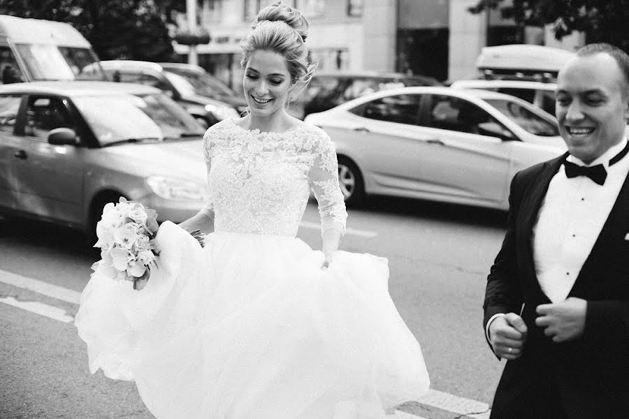 Fotógrafo de bodas Sasha Khomenko (khomenko). Foto del 25 de marzo 2019