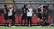 Shaun Bartlett, Assistant coach of Kaizer Chiefs talking to players during the Absa Premiership match between Kaizer Chiefs and Mamelodi Sundowns at Orlando Stadium on August 27, 2020 in Johannesburg, South Africa. 