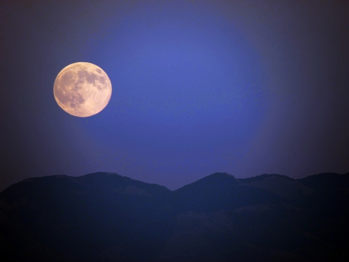 Confine tra Terra e Luna di Acamuca