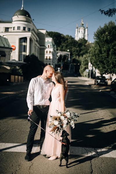 Fotógrafo de casamento Іgor Sєrik (serik). Foto de 8 de fevereiro 2021