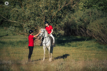 Fotógrafo de casamento Meyrzhan Samigolla (fotouralsk). Foto de 5 de fevereiro 2022