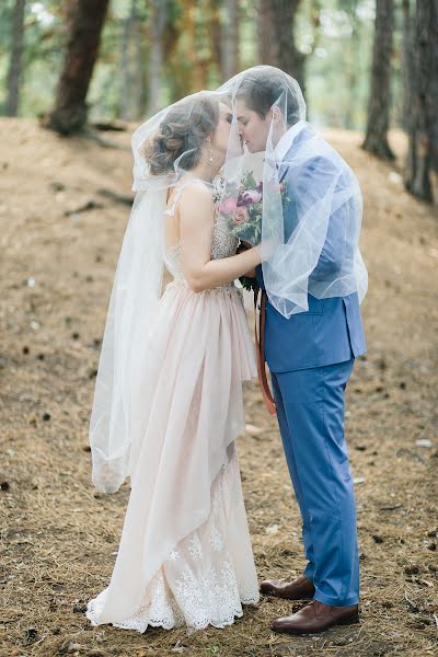 Fotógrafo de casamento Mikhaylo Kovalov (mkphotography). Foto de 15 de agosto 2017