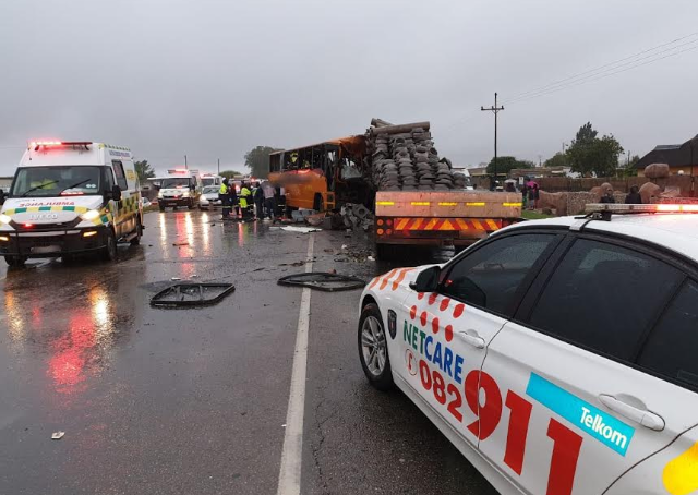 Three people died when a truck and bus crashed on Moloto Road, near Pretoria, on Monday.