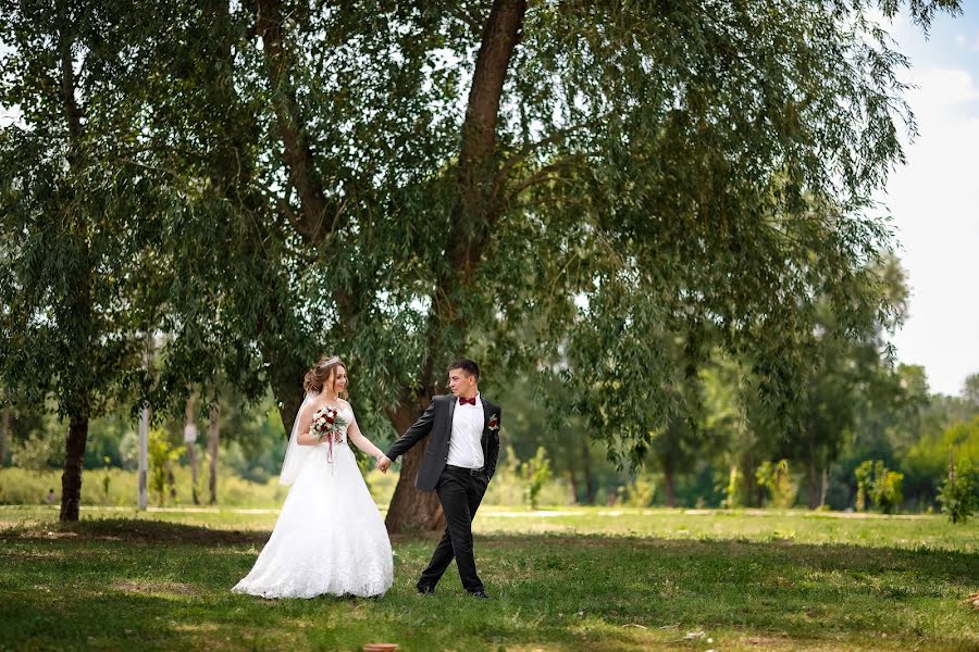 Fotógrafo de casamento Maksim Mironov (makc056). Foto de 25 de agosto 2018