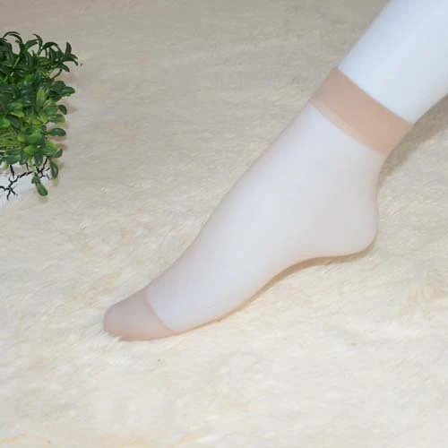 Bas Transparents en Cristal Ultra-fins Anti-accroc Invisibles pour un effet seconde peau discret et une élégance assurée