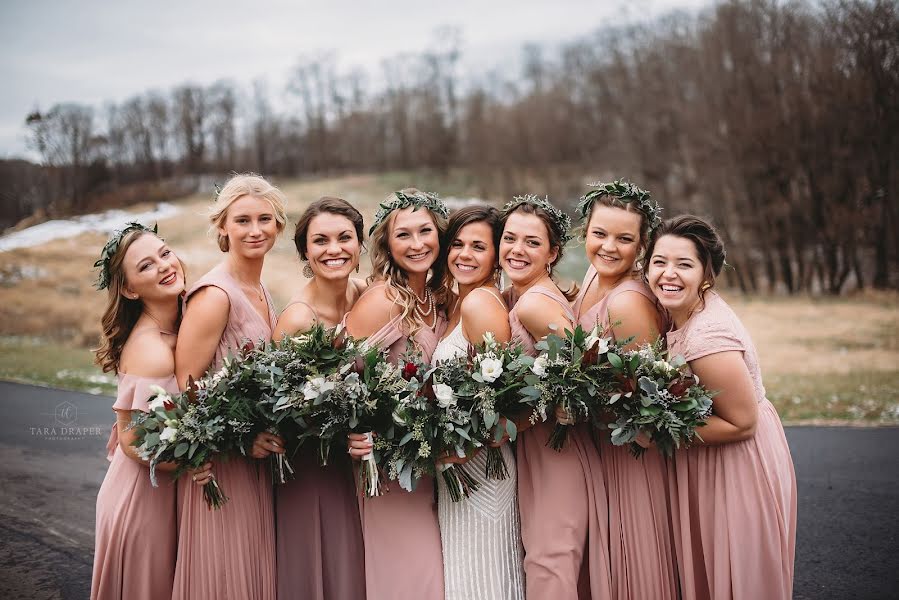 Fotógrafo de casamento Tara Draper (taradraper). Foto de 10 de março 2020