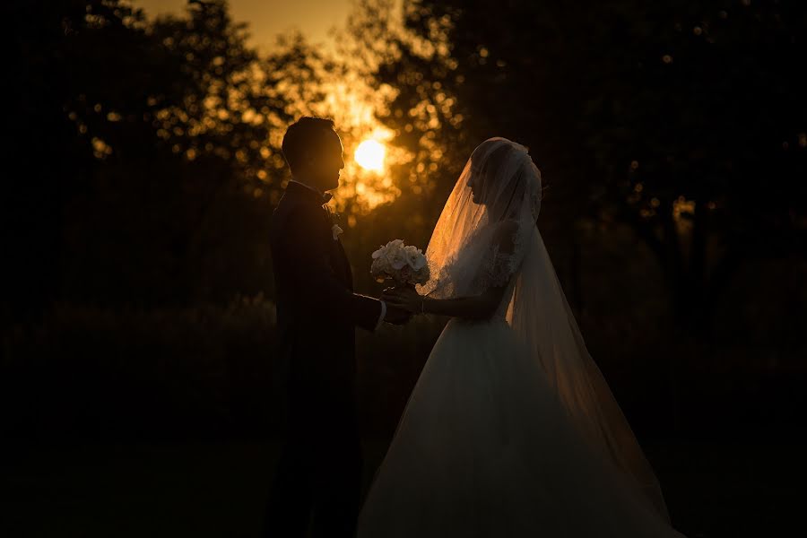 Wedding photographer Ciprian Dumitrescu (cipriandumitres). Photo of 17 October 2014