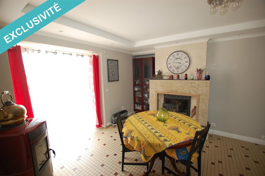 Vente maison 7 pièces 160 m² à Saint-Ciers-sur-Gironde (33820), 217 000 €