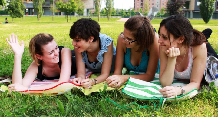 Quattro amiche e un paio di jeans di Dharma11