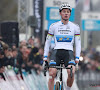 Winnaar Mathieu van der Poel legt uit hoe hij ten val kwam: "Knap dat Wout dat deed"