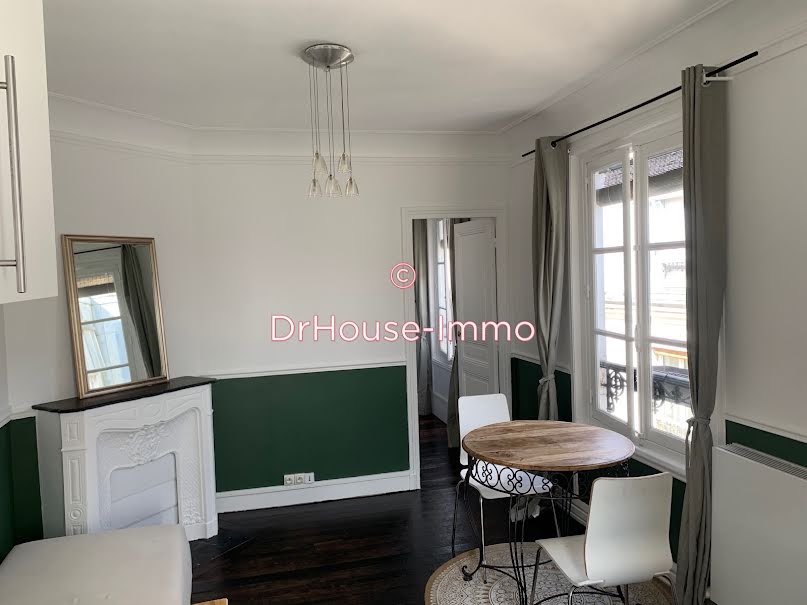 Vente appartement 2 pièces 28 m² à Paris 18ème (75018), 299 000 €