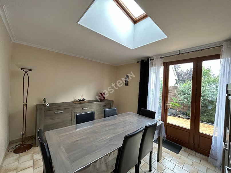 Vente maison 4 pièces 80.43 m² à Allonnes (72700), 138 914 €