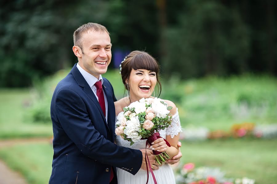 Svatební fotograf Natasha Rolgeyzer (natalifoto). Fotografie z 17.září 2017