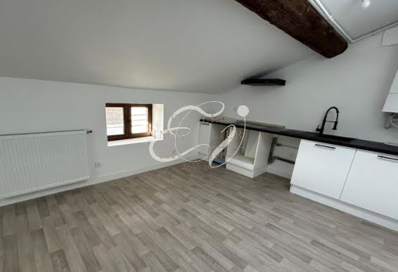 Location  appartement 3 pièces 32.05 m² à Ecully (69130), 850 €