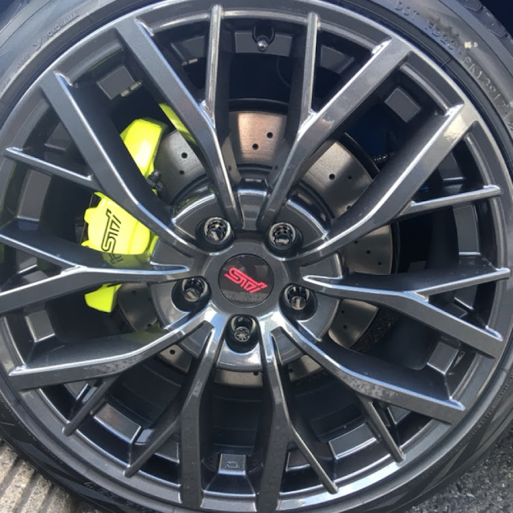WRX STIのやまぐちさんが投稿したカスタム事例の投稿画像3枚目