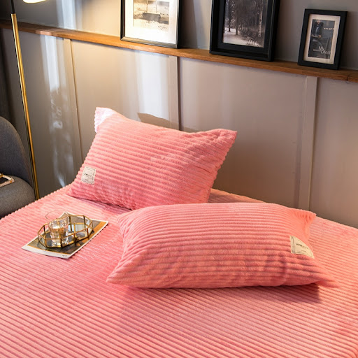 Title 3, Magic velvet pillowcase for a luxurious and smo...
