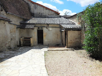 maison à Saint-Savin (86)