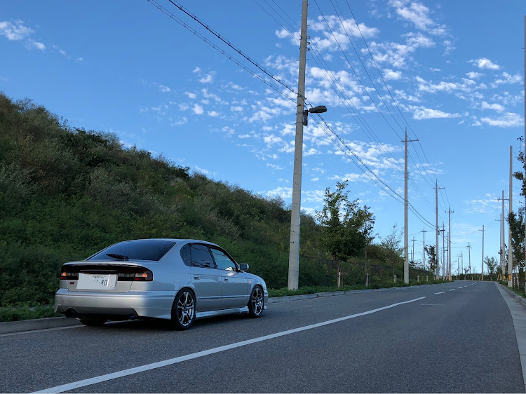 レガシィB4のDIY・アンダーリアスポ塗装・洗車・ドライブに関するカスタム事例の投稿画像1枚目