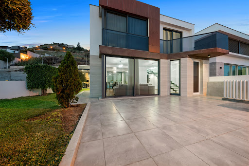 Maison avec piscine 2