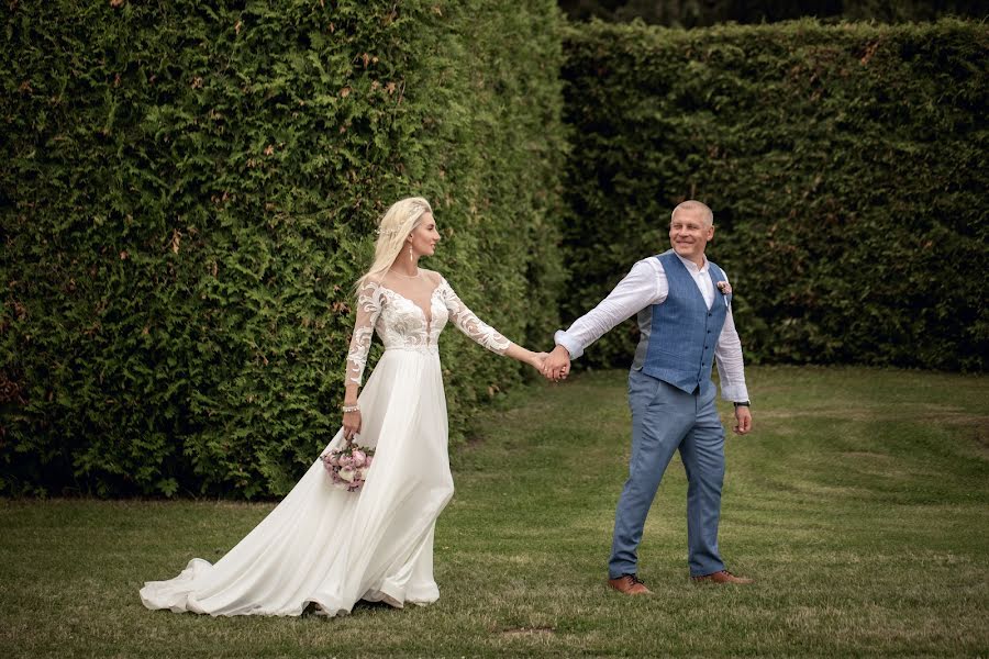 Fotógrafo de casamento Viktoriya Troickaya (troickaya). Foto de 18 de janeiro 2020