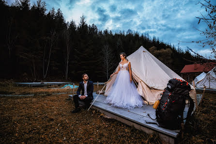 Wedding photographer Bogdan Bucseneanu (blurphotoevents). Photo of 7 January 2019