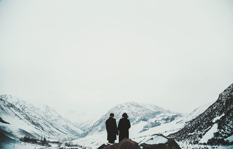 Wedding photographer Adilet Topchubaev (atop). Photo of 7 March 2017