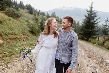 Fotógrafo de casamento Nata Kashevko (ptashka). Foto de 25 de fevereiro 2019