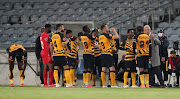 Ernst Middendorp (Coach) of Kaizer Chiefs talking to his players during the Absa Premiership match between Kaizer Chiefs and Bidvest Wits on August 12, 2020 in Johannesburg, South Africa. 