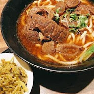 呷霸牛肉麵(新莊店)